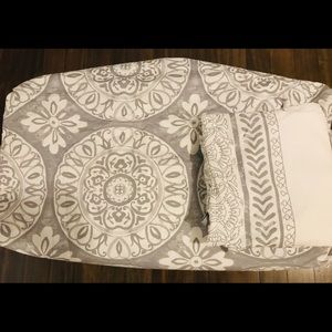 King Duvet Set- 1 duvet cover & 2 King shams
